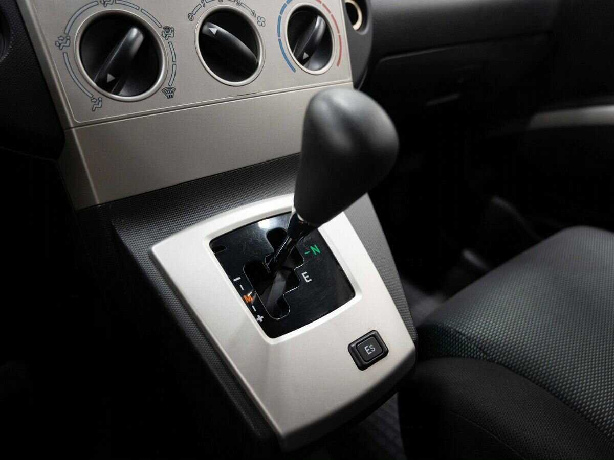 Купить Toyota Corolla Verso, 2008, 155 600 км, фото №19