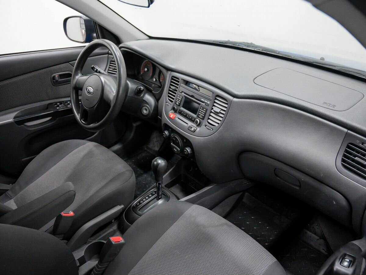 Купить Kia Rio, 2011, 263 243 км, фото №6
