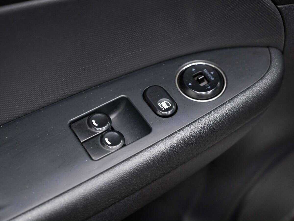 Купить Hyundai i30, 2010, 252 640 км, фото №16