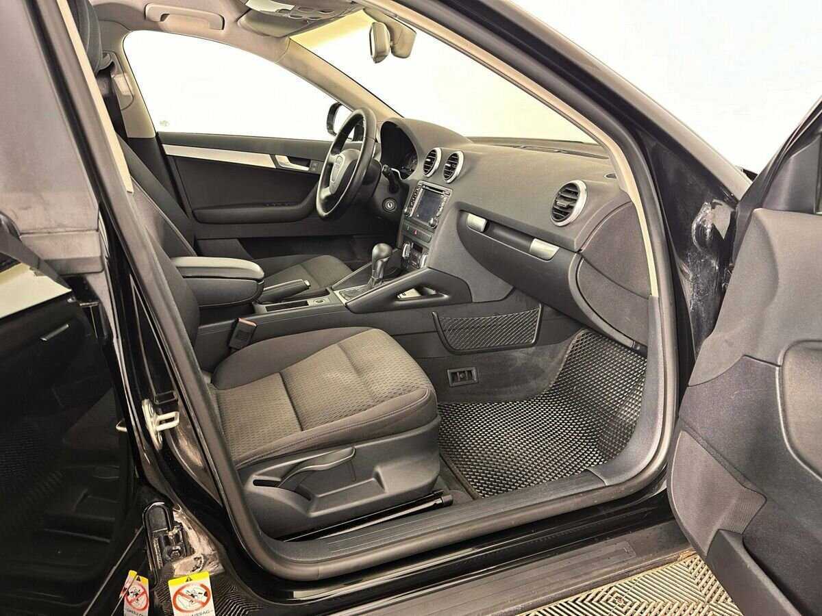 Купить Audi A3 Sportback, 2010, 240 159 км, фото №13