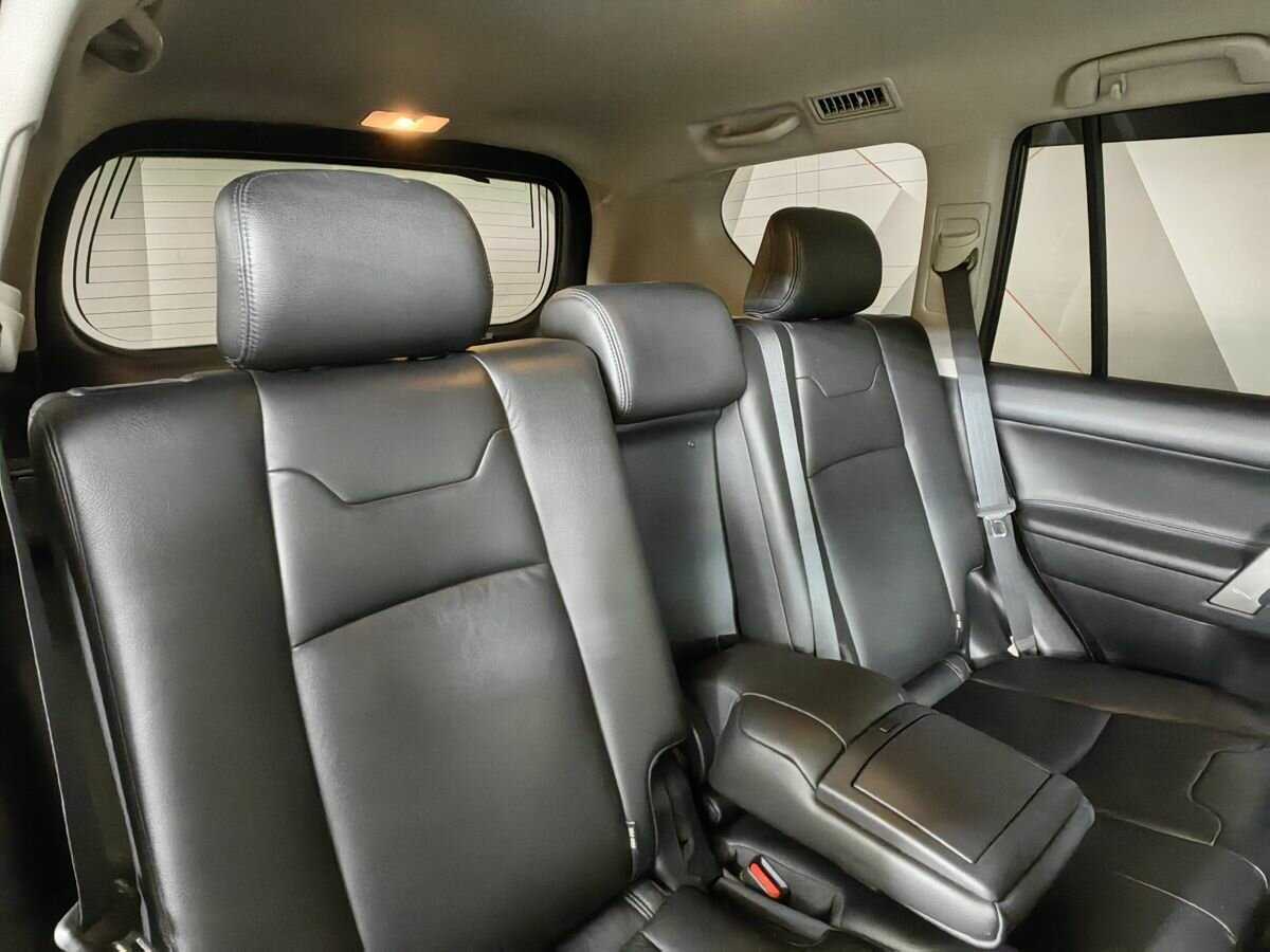 Купить Toyota Land Cruiser Prado, 2020, 199 672 км, фото №13
