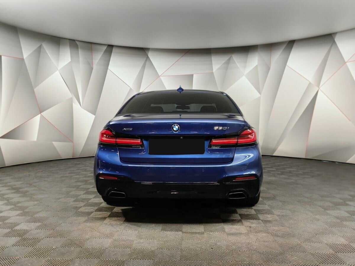 Купить BMW 5 серии 530i xDrive, 2018, 66 762 км, фото №8