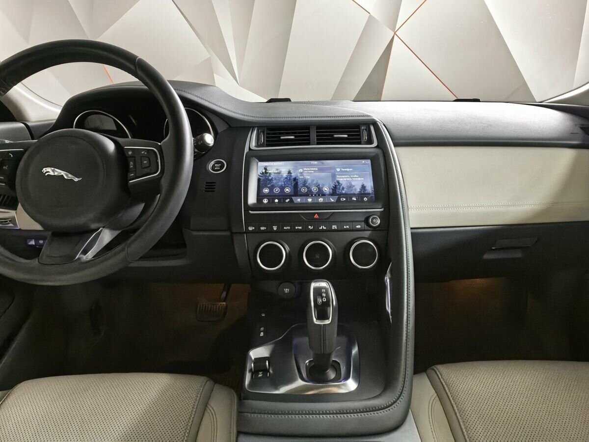 Купить Jaguar E-Pace, 2019, 80 184 км, фото №11