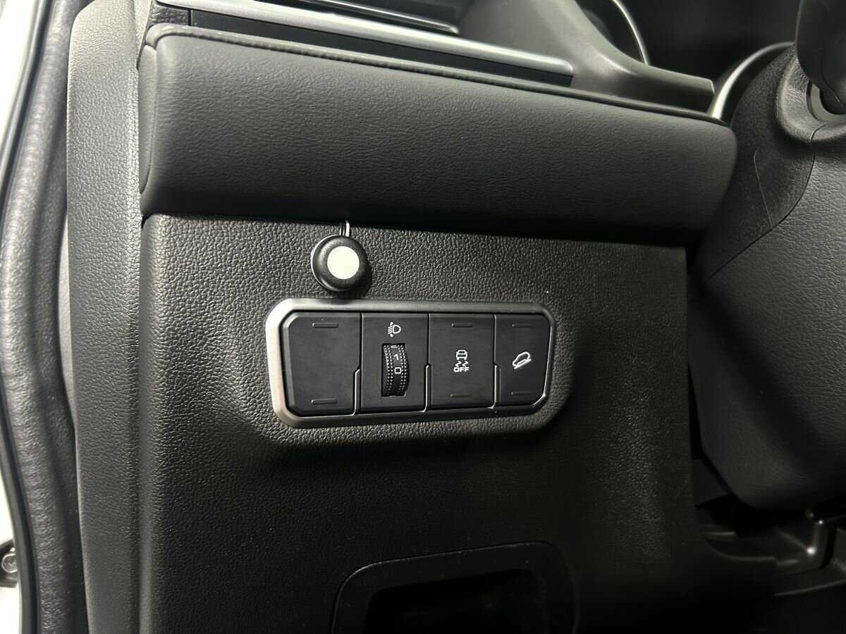 Купить Haval M6, 2023, 39 065 км, фото №9