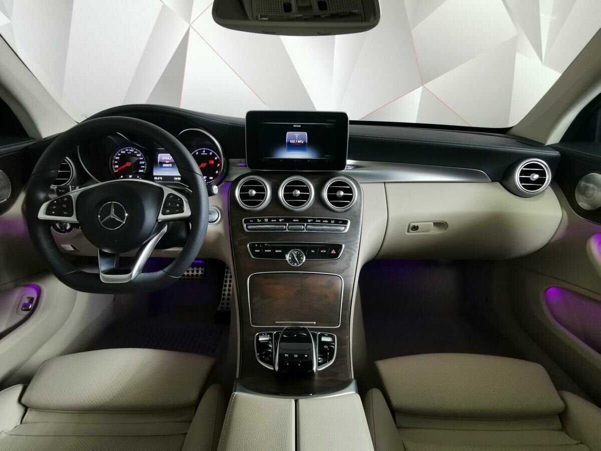 Купить Mercedes-Benz C-Класс 180, 2015, 108 112 км, фото №10
