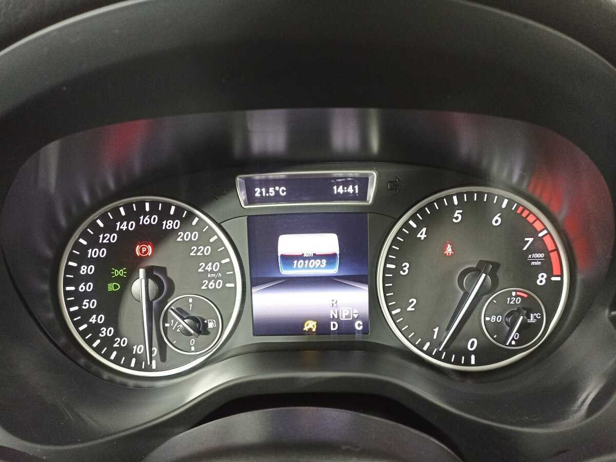 Купить Mercedes-Benz GLA 200, 2016, 101 093 км, фото №10