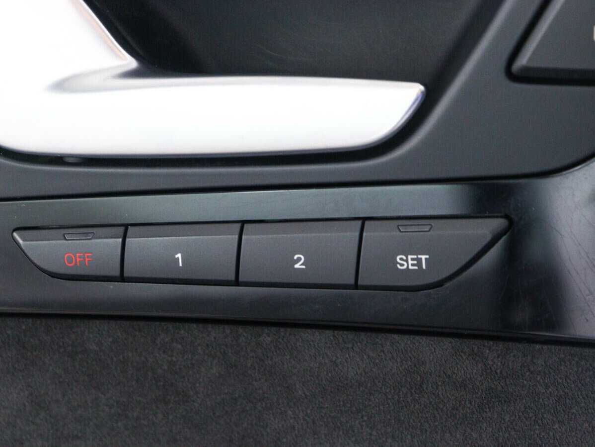 Купить Audi A8 Long, 2015, 108 955 км, фото №15