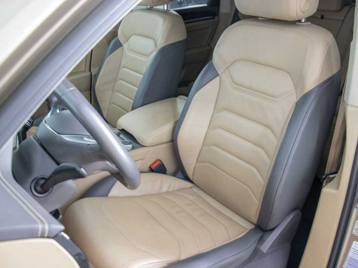 Купить Volkswagen Touareg, 2018, 120 059 км, фото №13