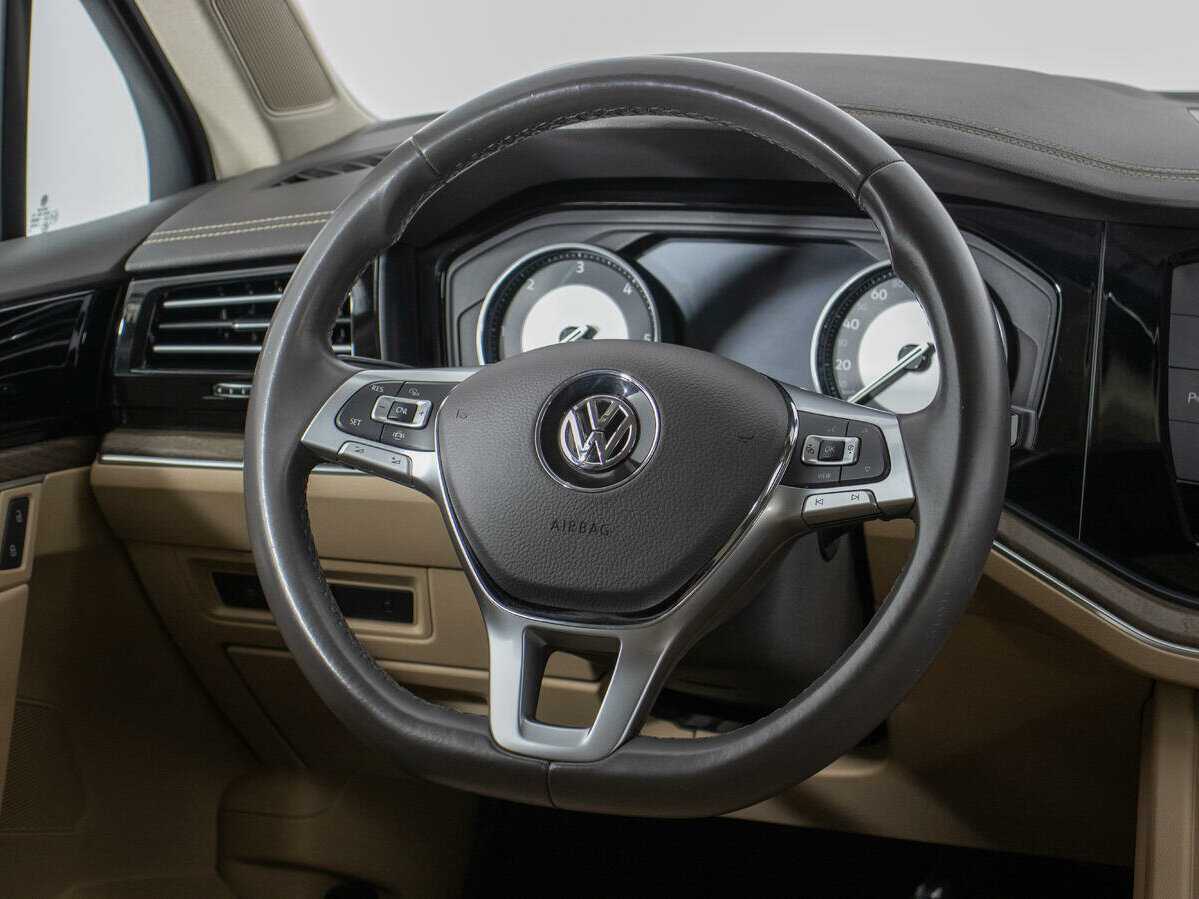 Купить Volkswagen Touareg, 2018, 120 059 км, фото №21