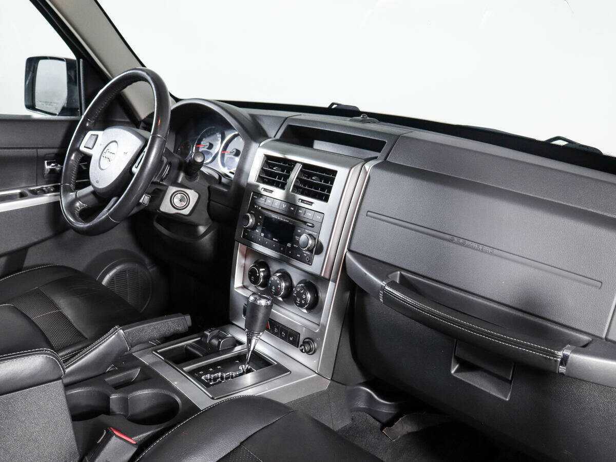 Купить Jeep Cherokee, 2010, 159 573 км, фото №8