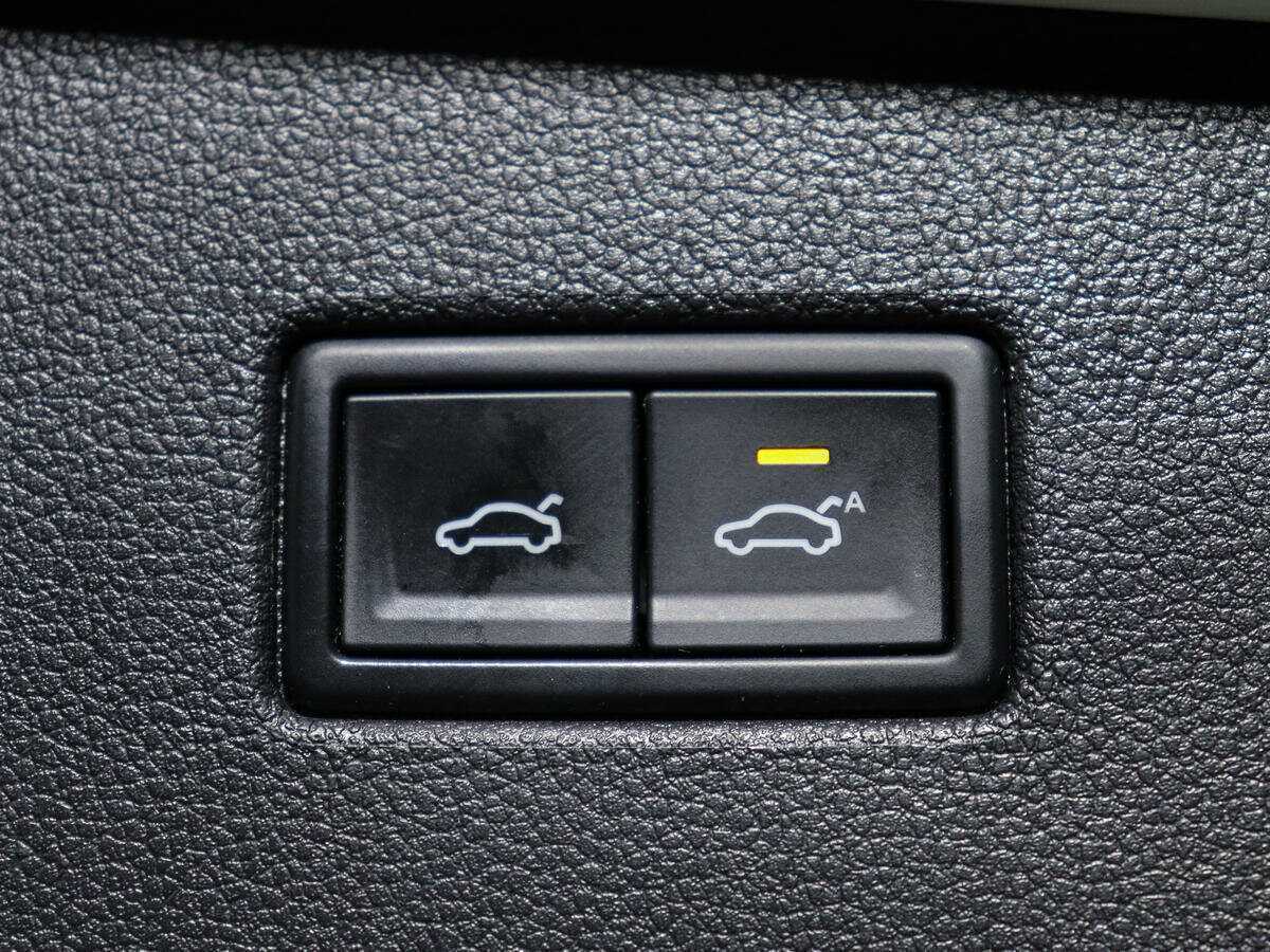 Купить Volkswagen Tiguan, 2018, 153 968 км, фото №18