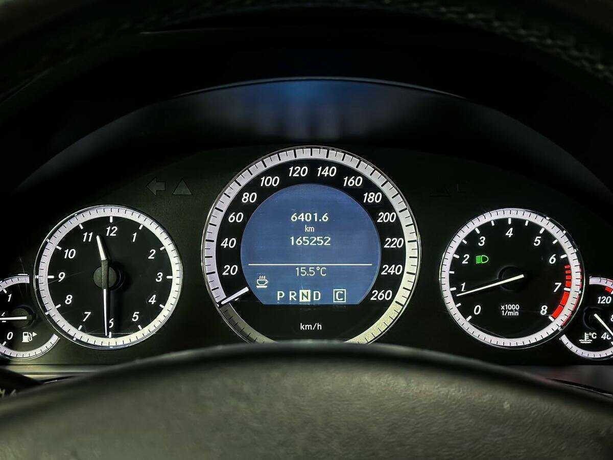 Купить Mercedes-Benz E-Класс 200 5G-Tronic, 2010, 165 250 км, фото №17
