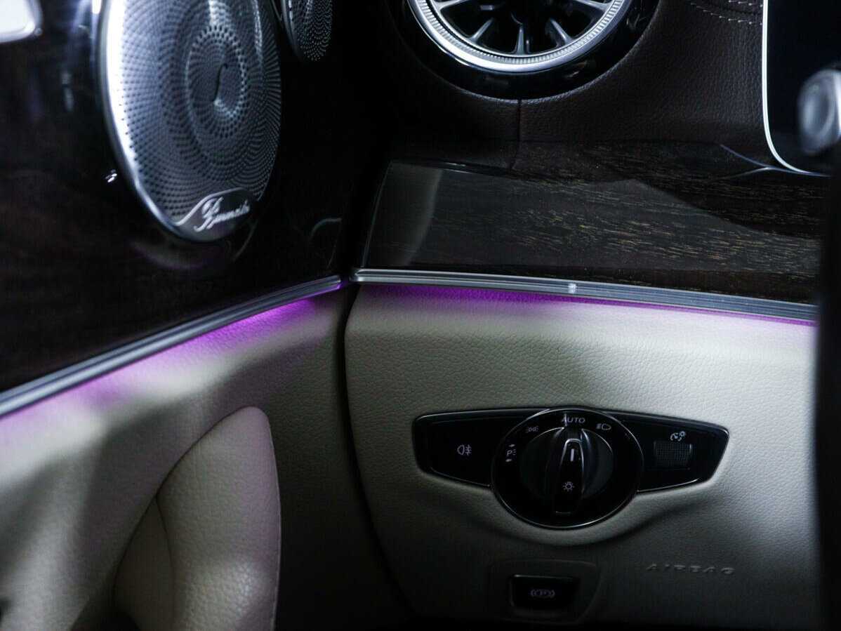 Купить Mercedes-Benz E-Класс 300, 2018, 118 255 км, фото №23