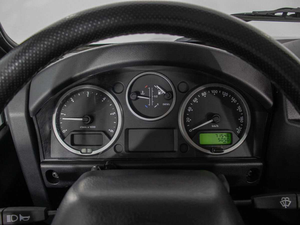 Купить Land Rover Defender 110, 2013, 71 545 км, фото №15
