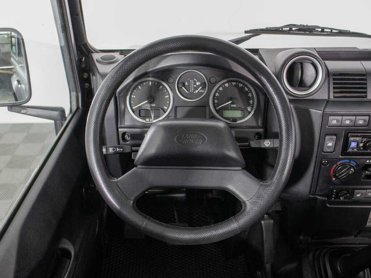 Купить Land Rover Defender 110, 2013, 71 545 км, фото №18