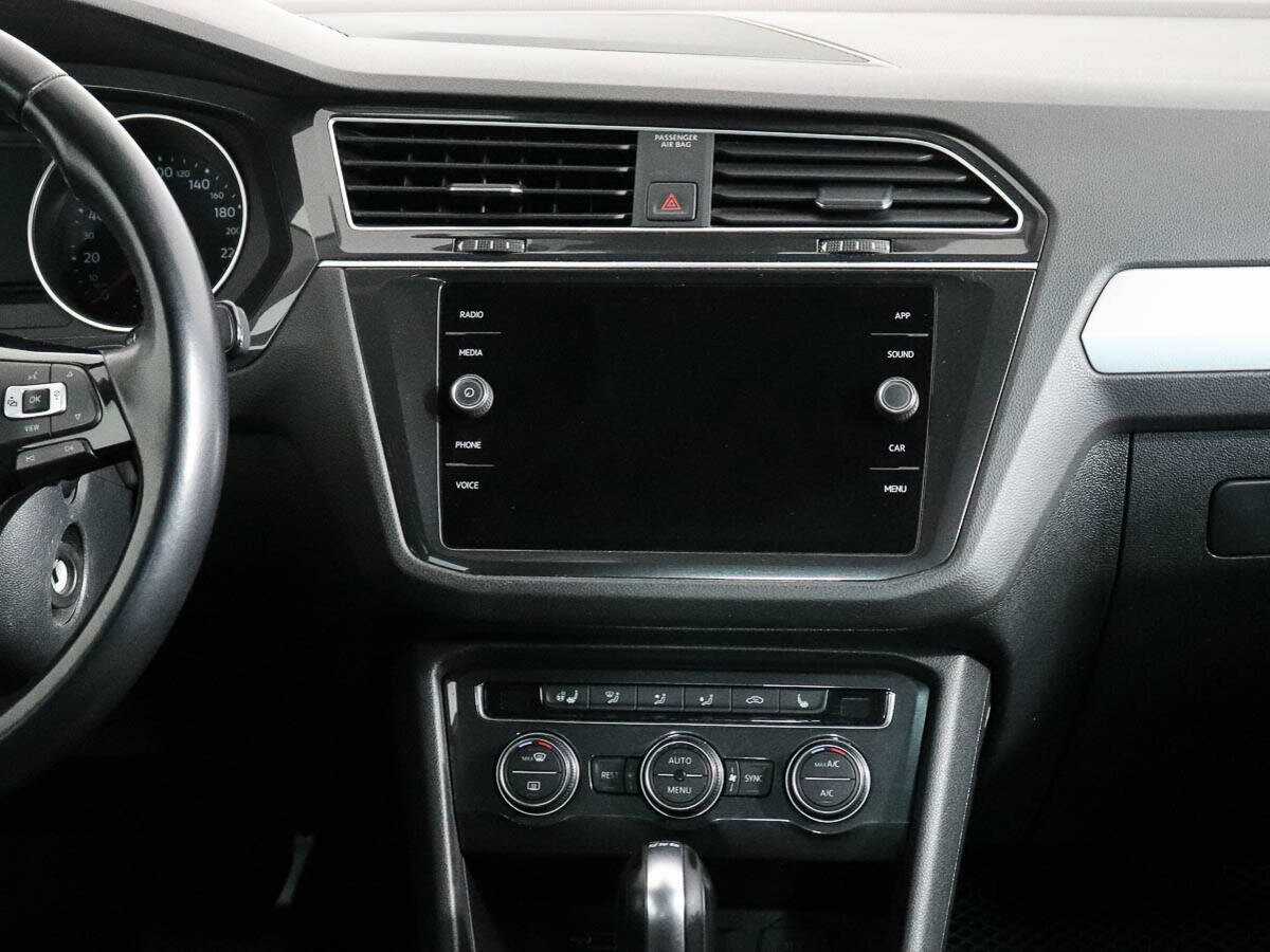 Купить Volkswagen Tiguan L, 2018, 73 850 км, фото №11