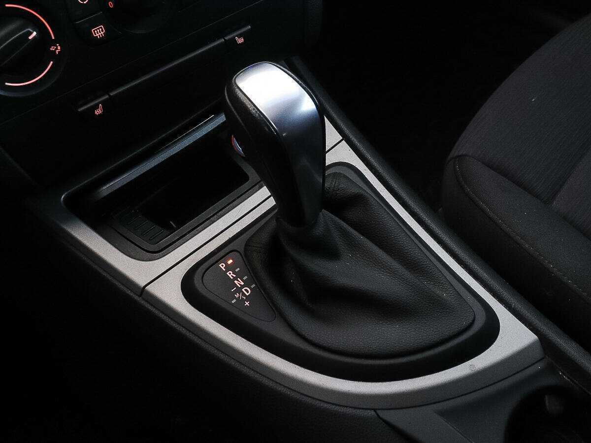 Купить BMW 1 серии 116i, 2010, 141 476 км, фото №13