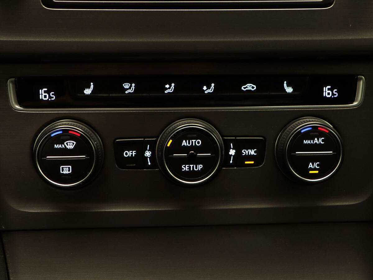 Купить Volkswagen Golf, 2013, 179 867 км, фото №17