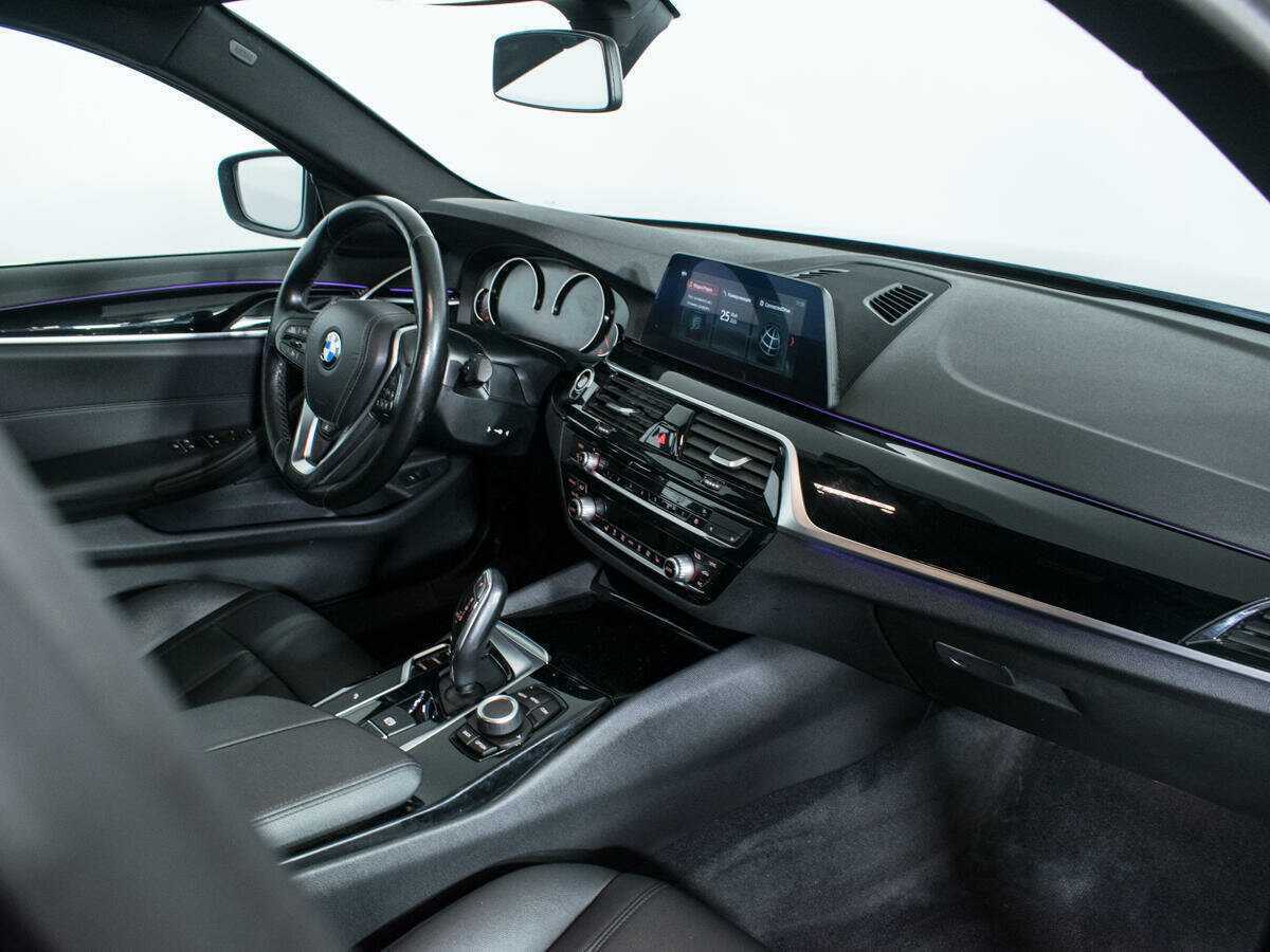 Купить BMW 5 серии 520d xDrive, 2019, 94 200 км, фото №9