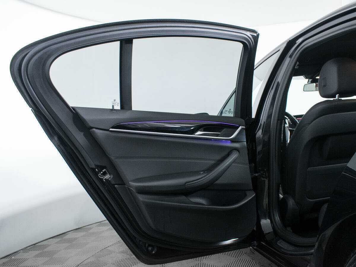 Купить BMW 5 серии 520d xDrive, 2019, 94 200 км, фото №16
