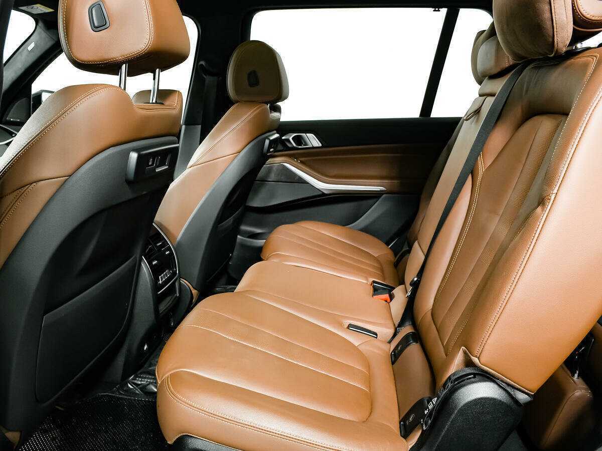 Купить BMW X7 40i, 2019, 79 299 км, фото №10