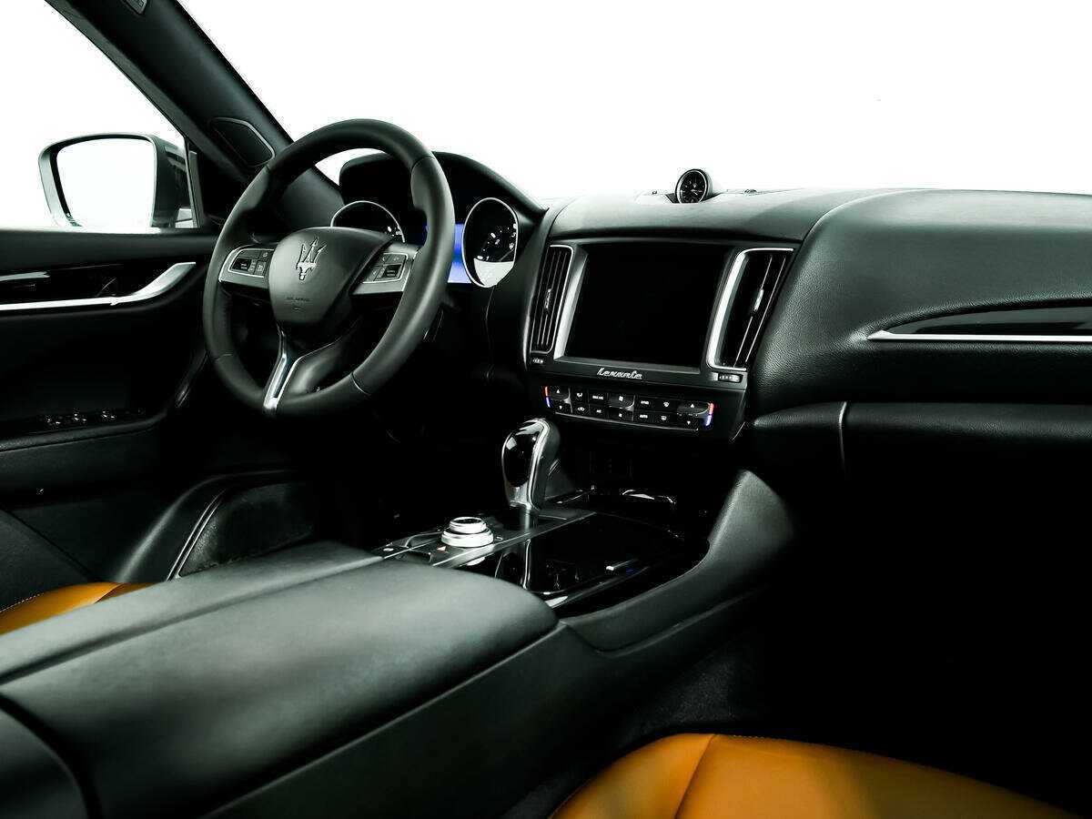 Купить Maserati Levante Diesel, 2018, 96 938 км, фото №7