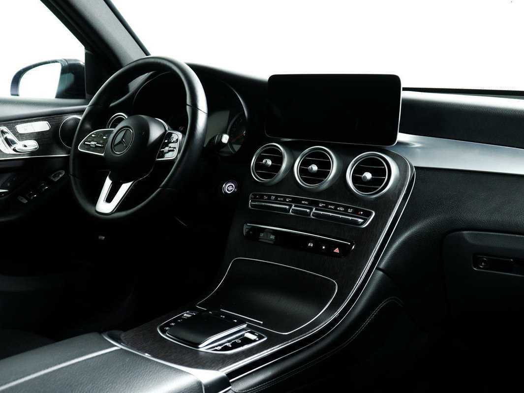 Купить Mercedes-Benz GLC 300 d, 2019, 59 000 км, фото №9
