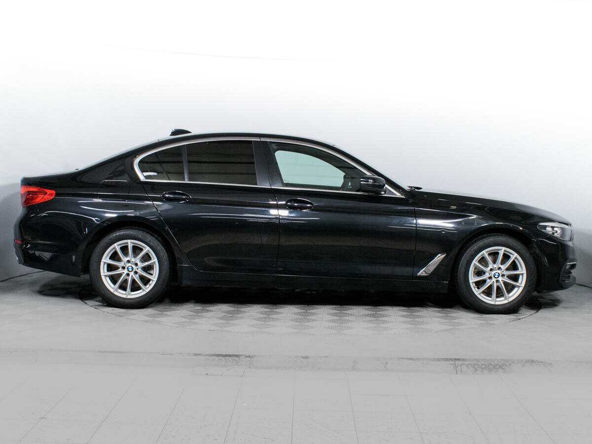 Купить BMW 5 серии 520d xDrive, 2018, 69 787 км, фото №4