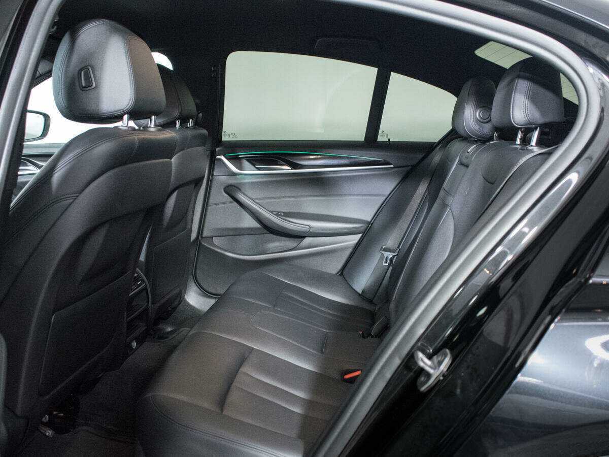 Купить BMW 5 серии 520d xDrive, 2018, 69 787 км, фото №10