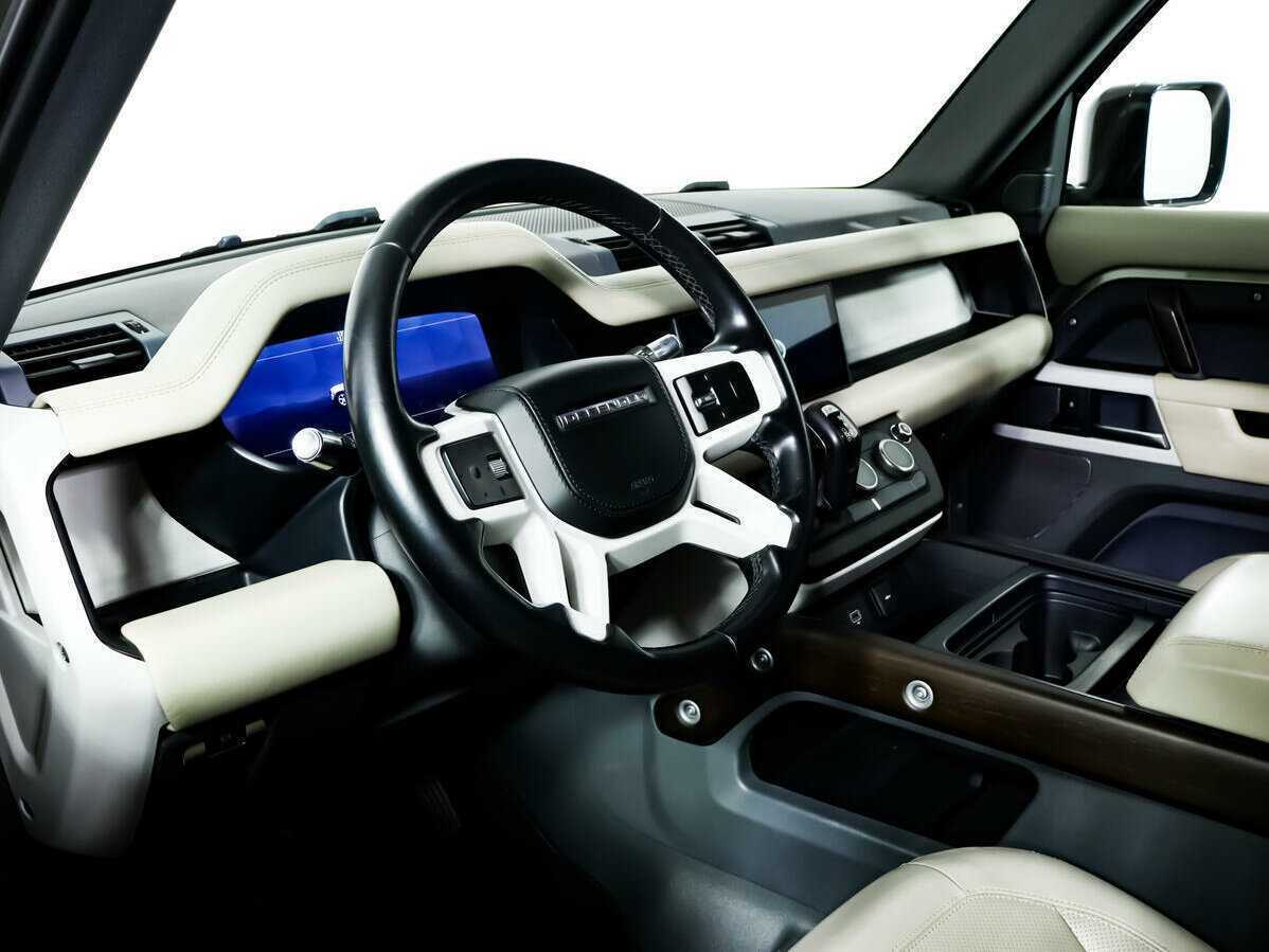 Купить Land Rover Defender 110, 2021, 129 130 км, фото №13