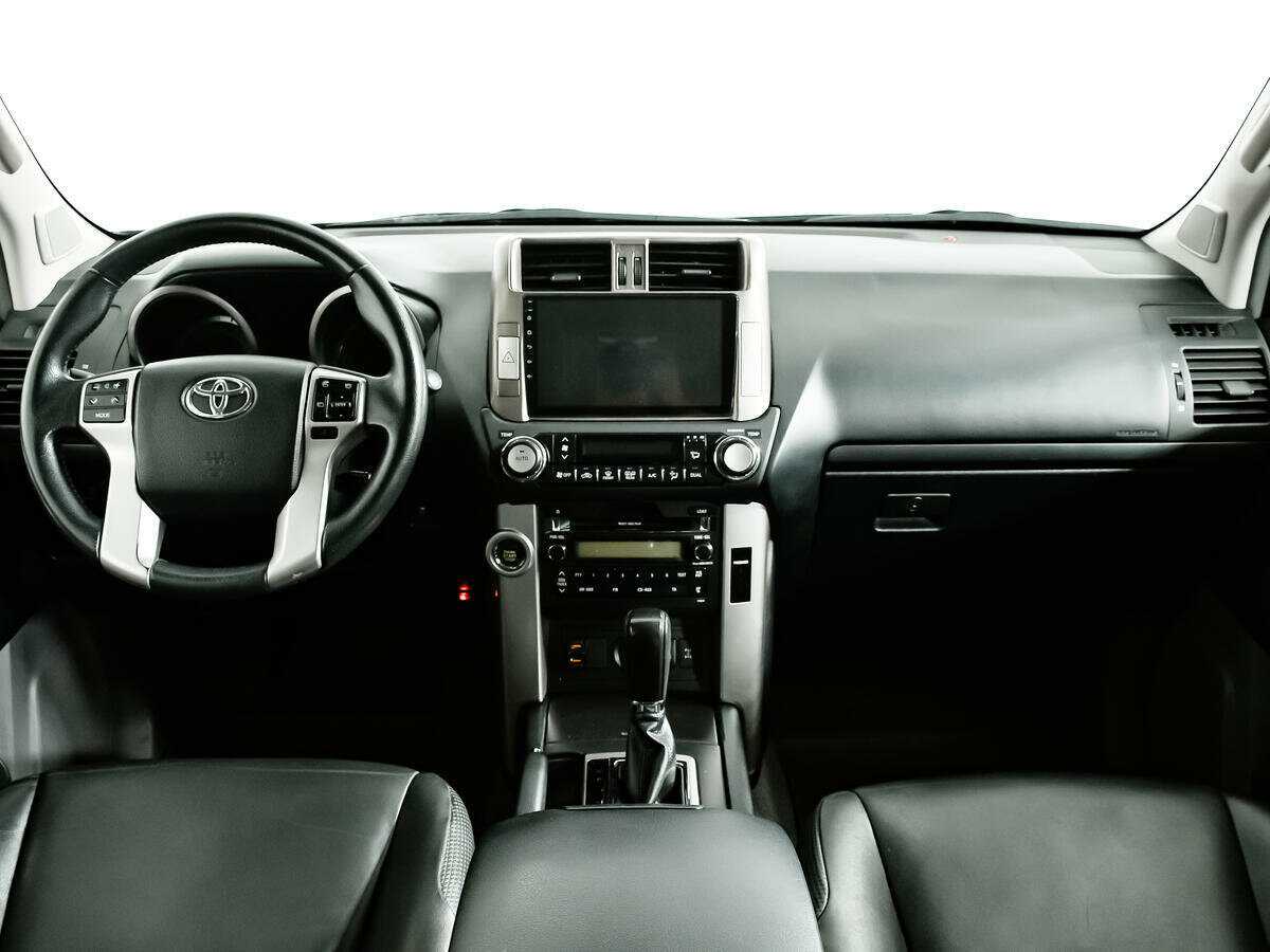 Купить Toyota Land Cruiser Prado, 2010, 168 995 км, фото №9