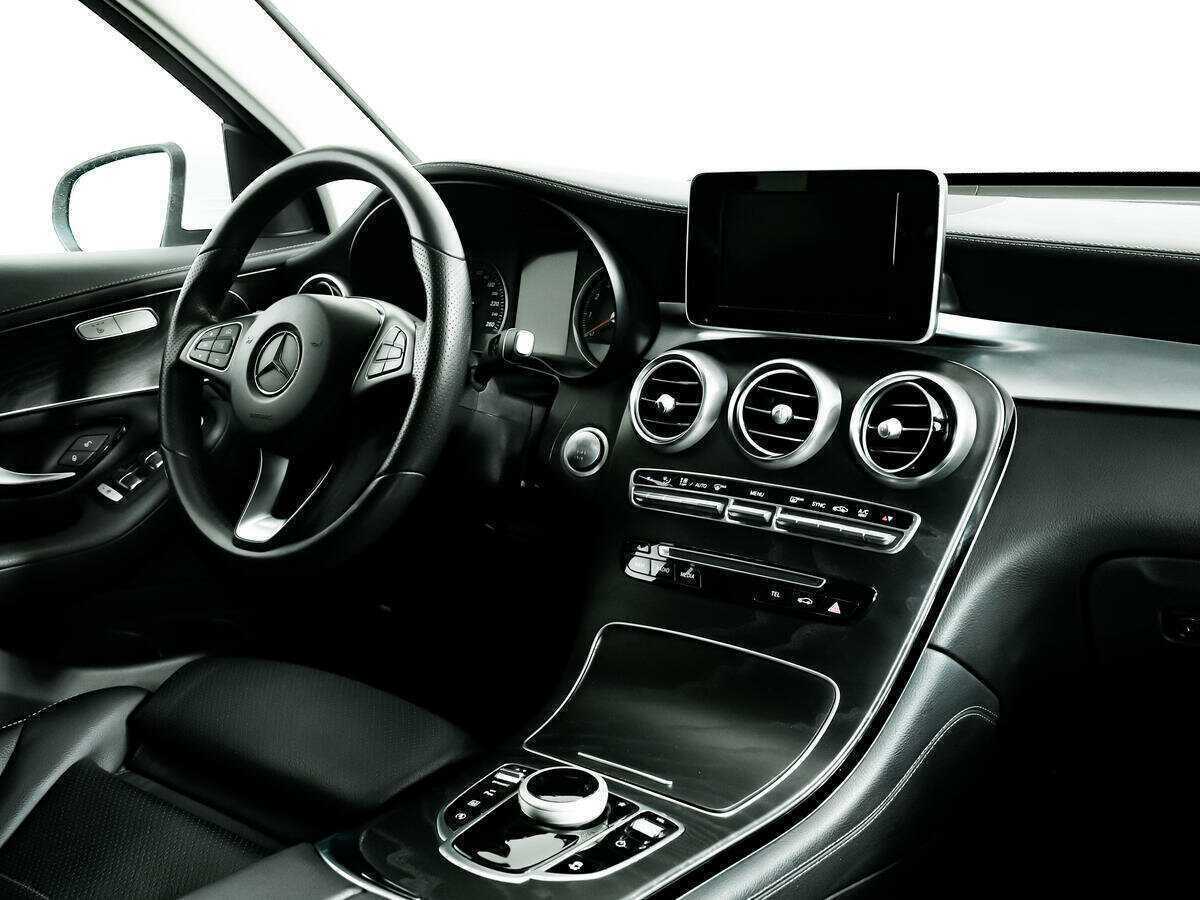 Купить Mercedes-Benz GLC 250, 2017, 49 130 км, фото №7