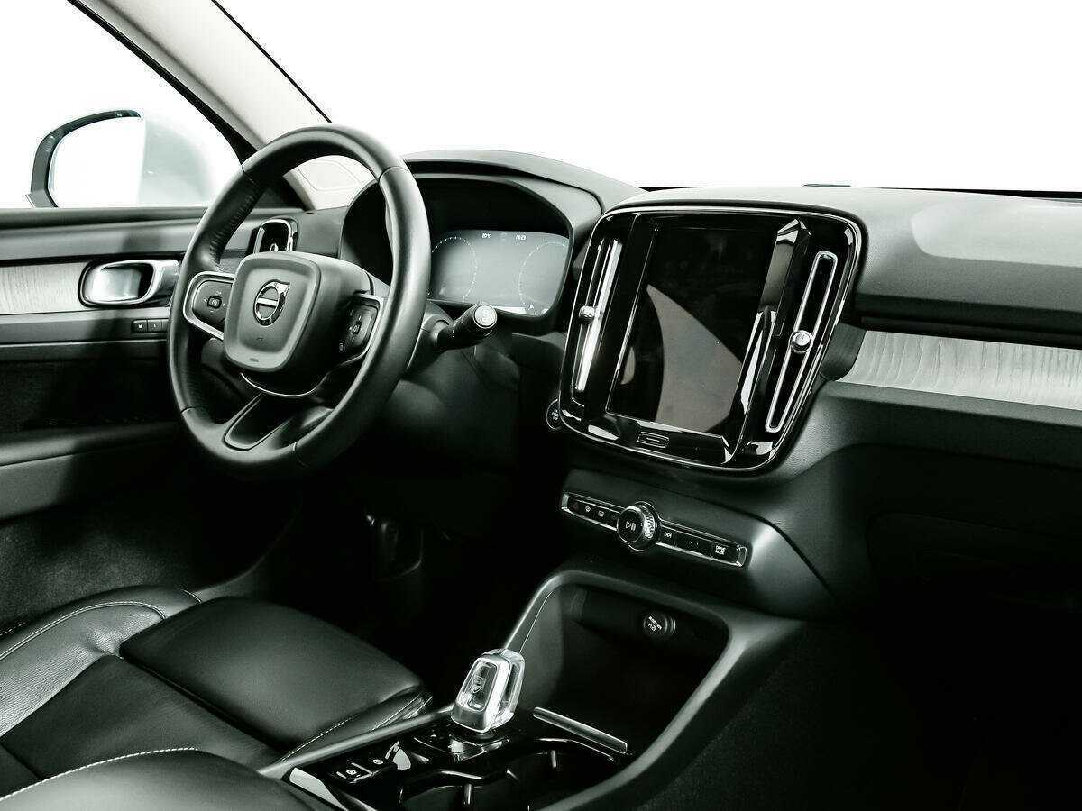 Купить Volvo XC40, 2021, 81 445 км, фото №9