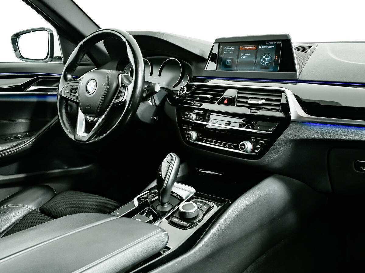 Купить BMW 5 серии 520d, 2018, 86 606 км, фото №8