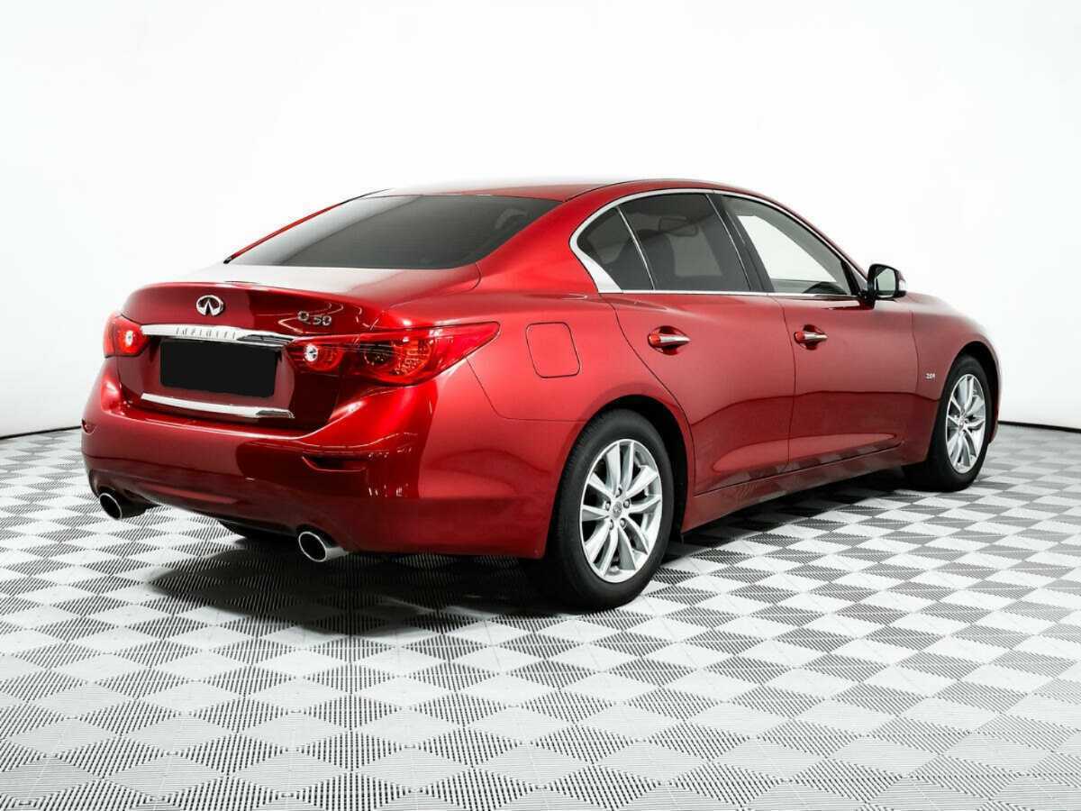 Купить Infiniti Q50, 2015, 130 477 км, фото №4