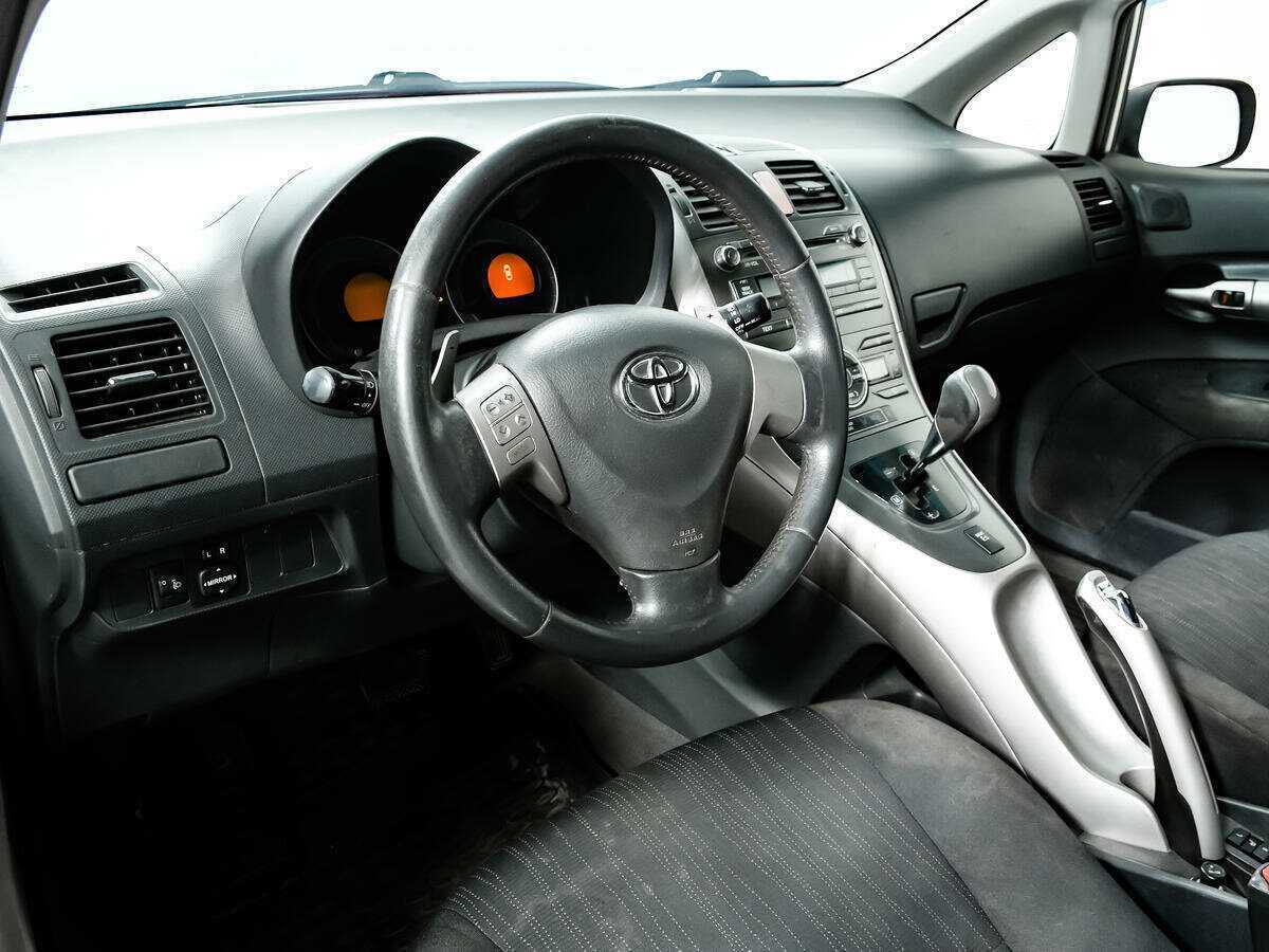 Купить Toyota Auris, 2008, 305 404 км, фото №12