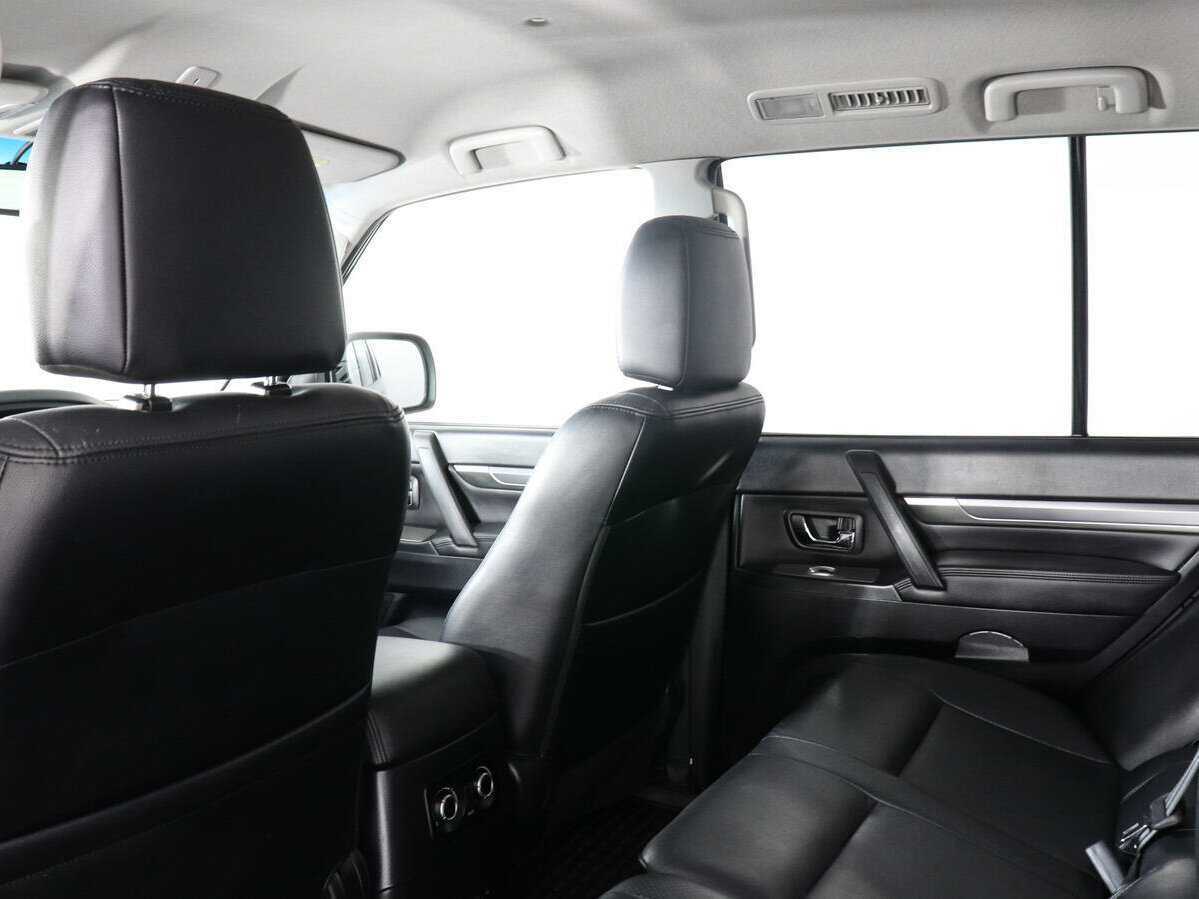 Купить Mitsubishi Pajero, 2011, 175 595 км, фото №12