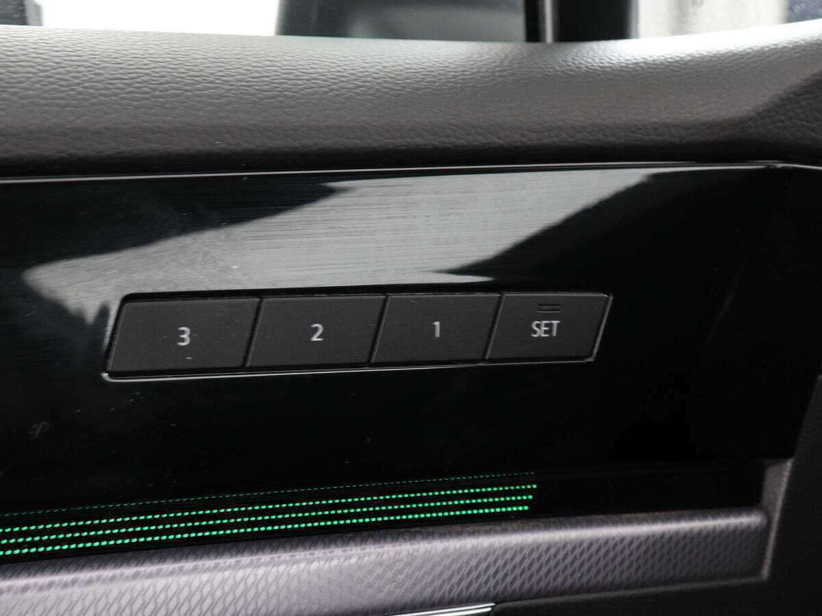 Купить Volkswagen Touareg, 2021, 108 611 км, фото №15