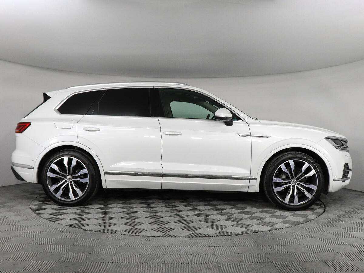 Купить Volkswagen Touareg, 2020, 78 390 км, фото №4