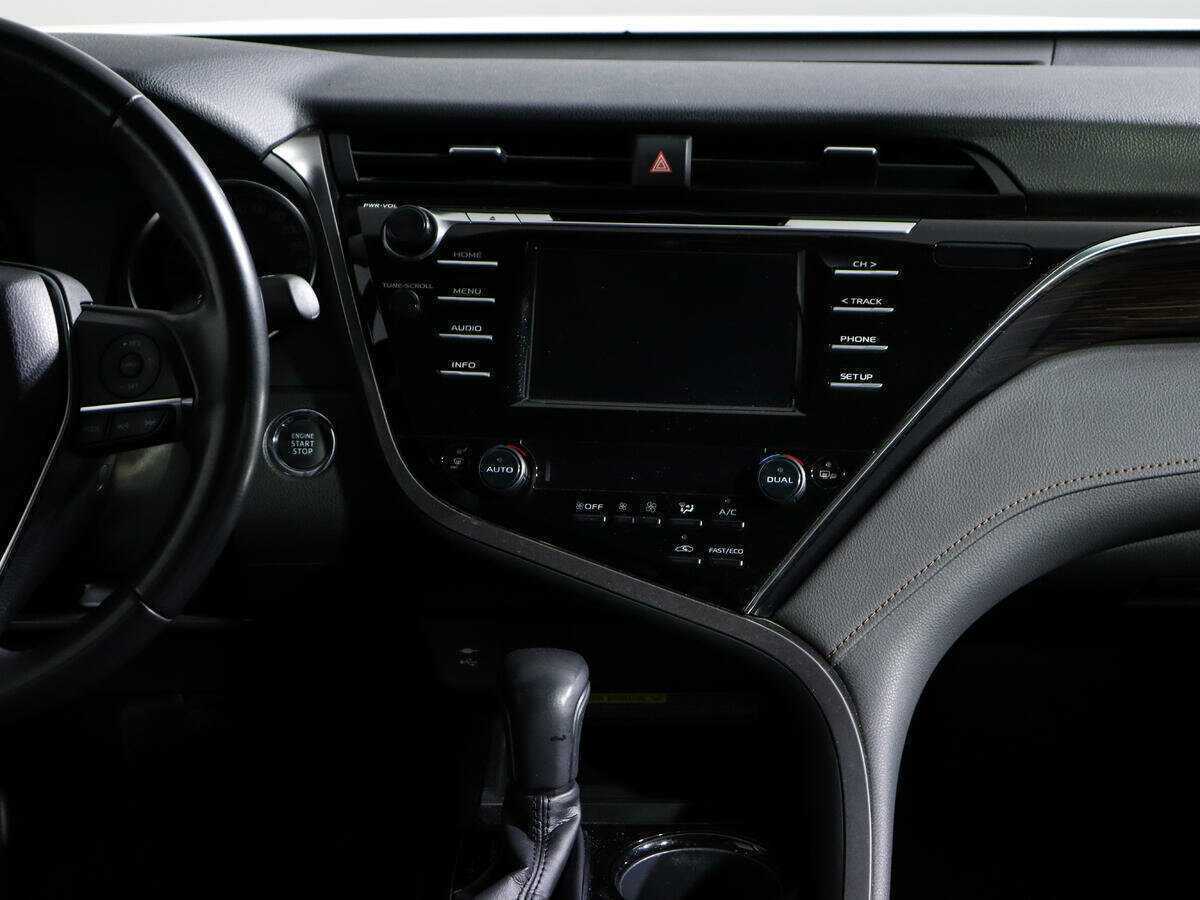 Купить Toyota Camry, 2018, 53 790 км, фото №13