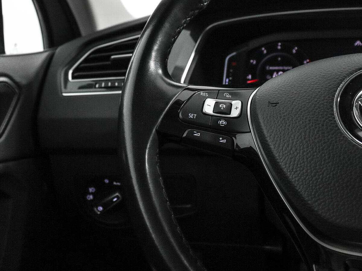 Купить Volkswagen Tiguan, 2019, 125 367 км, фото №18