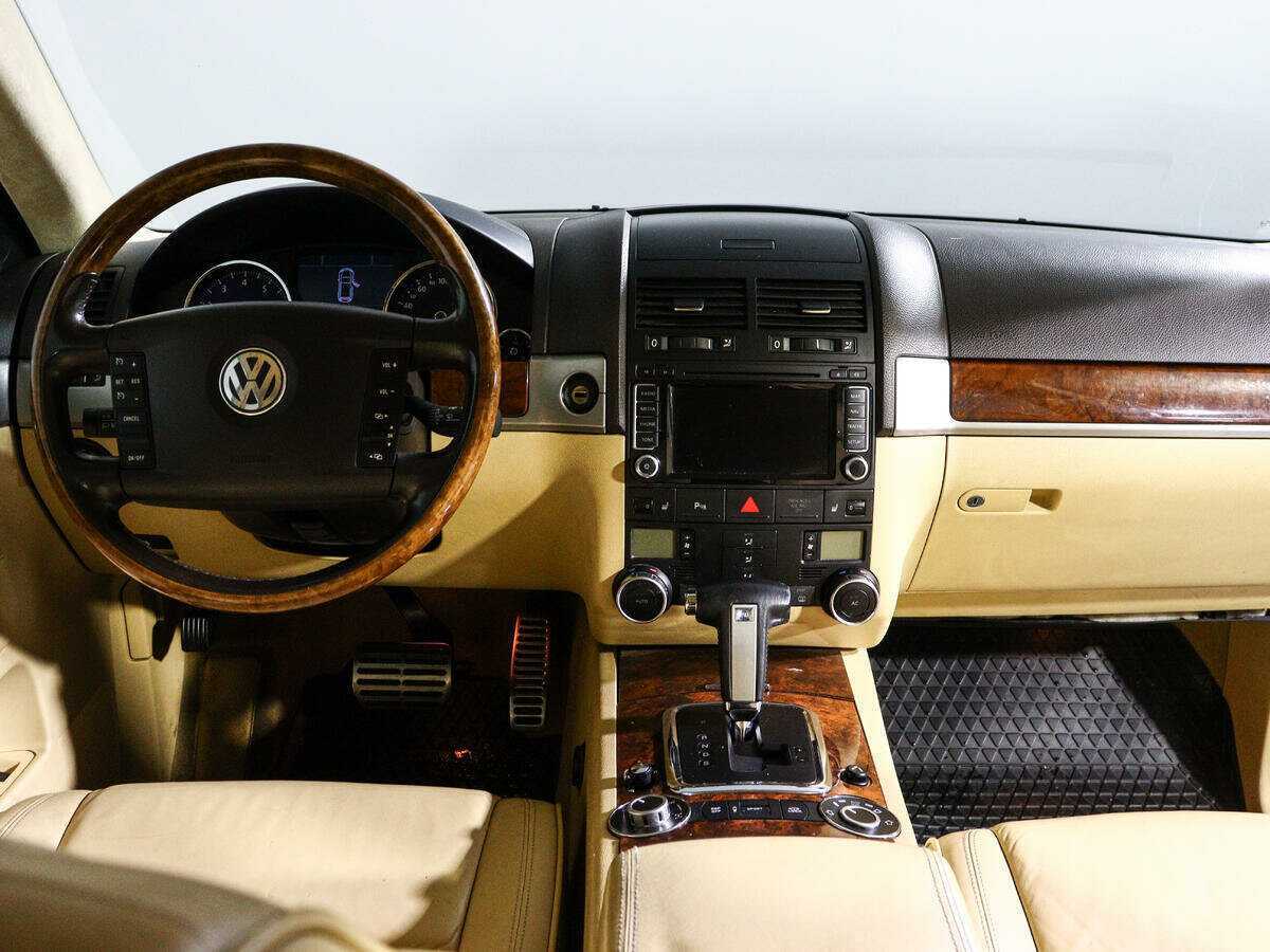 Купить Volkswagen Touareg, 2008, 200 000 км, фото №12