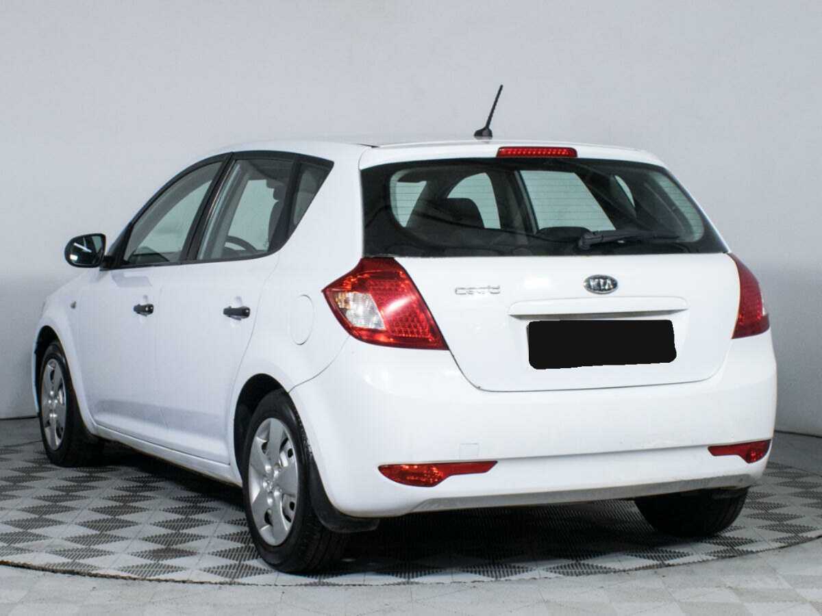 Купить Kia Ceed, 2010, 204 772 км, фото №7