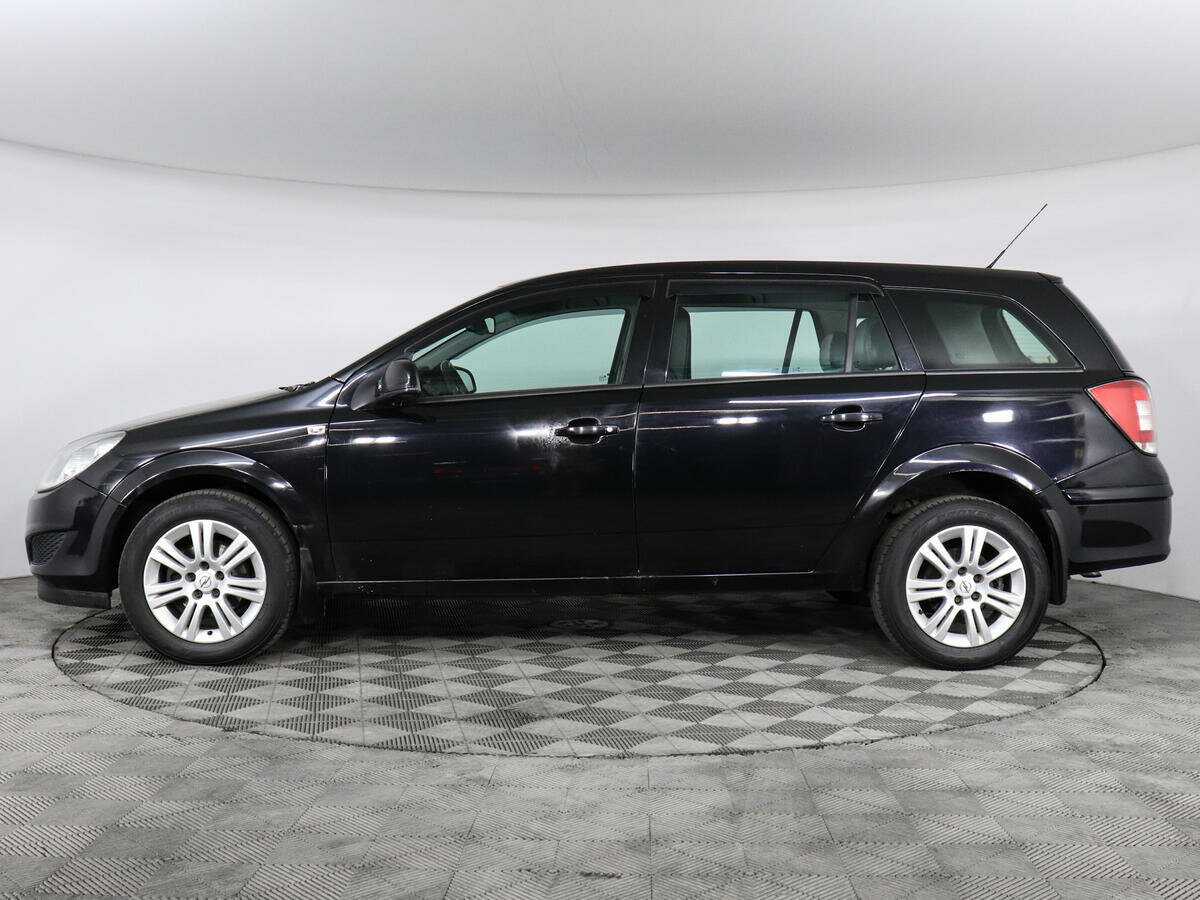 Купить Opel Astra, 2011, 275 950 км, фото №4