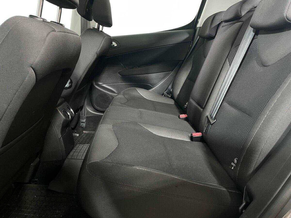 Купить Peugeot 308, 2009, 100 111 км, фото №10