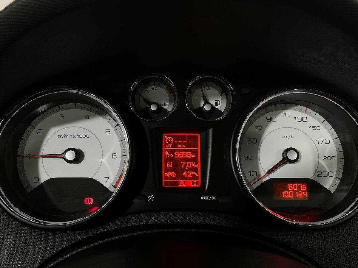 Купить Peugeot 308, 2009, 100 111 км, фото №11