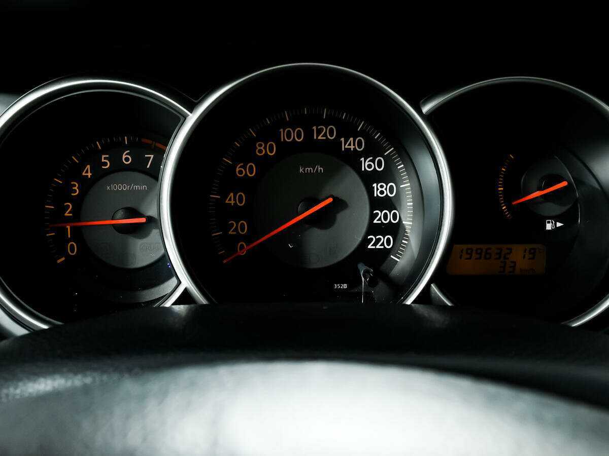 Купить Nissan Tiida, 2007, 199 631 км, фото №10