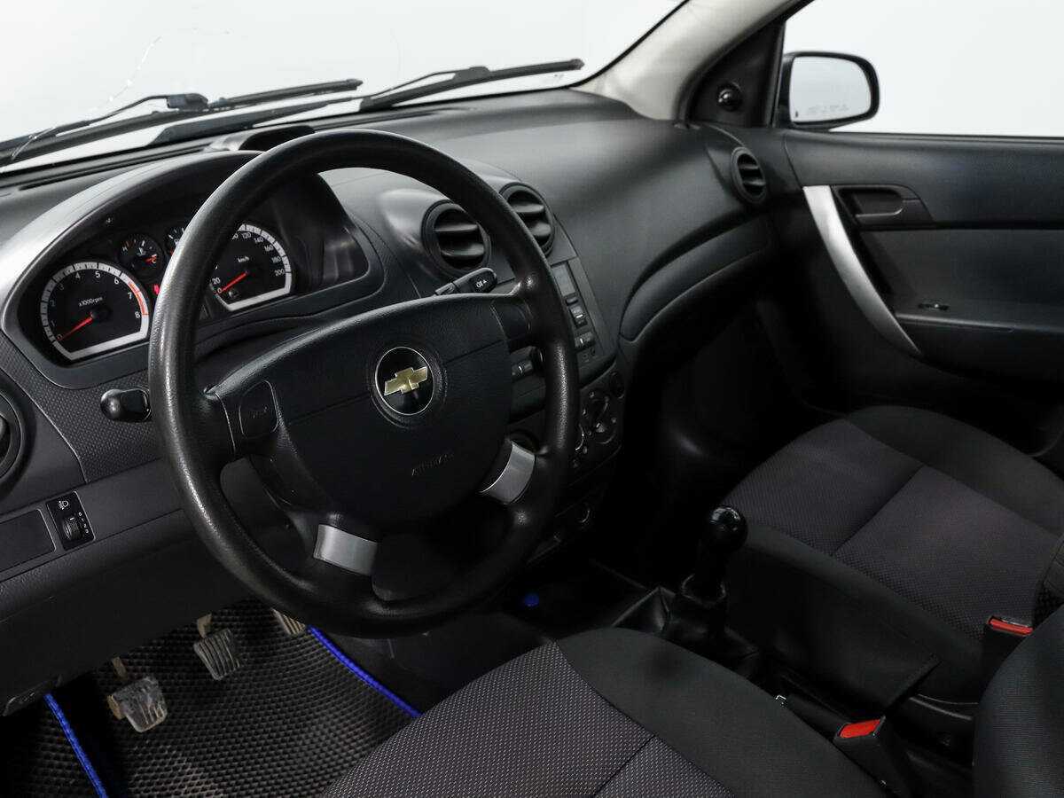 Купить Chevrolet Aveo, 2010, 136 513 км, фото №9