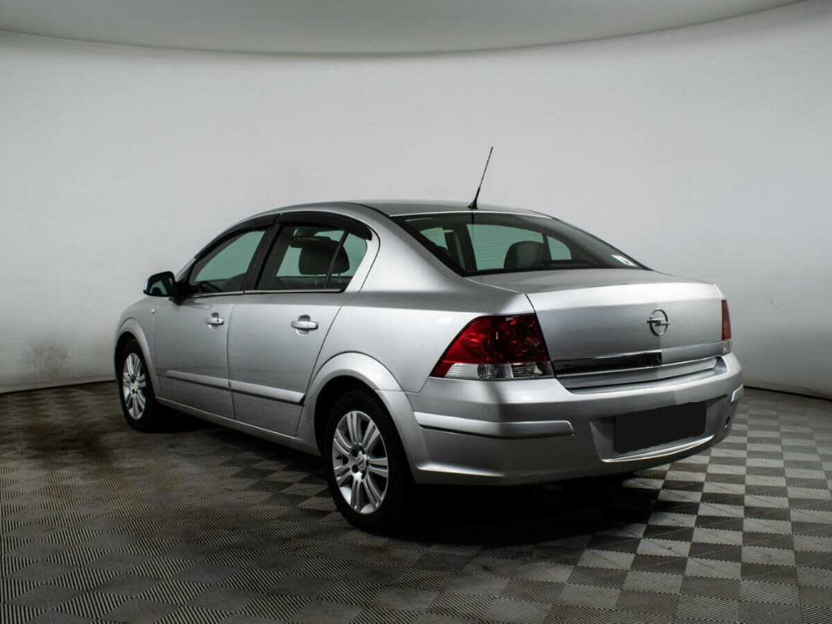 Купить Opel Astra, 2010, 127 186 км, фото №7