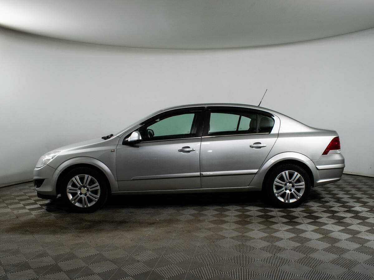 Купить Opel Astra, 2010, 127 186 км, фото №8